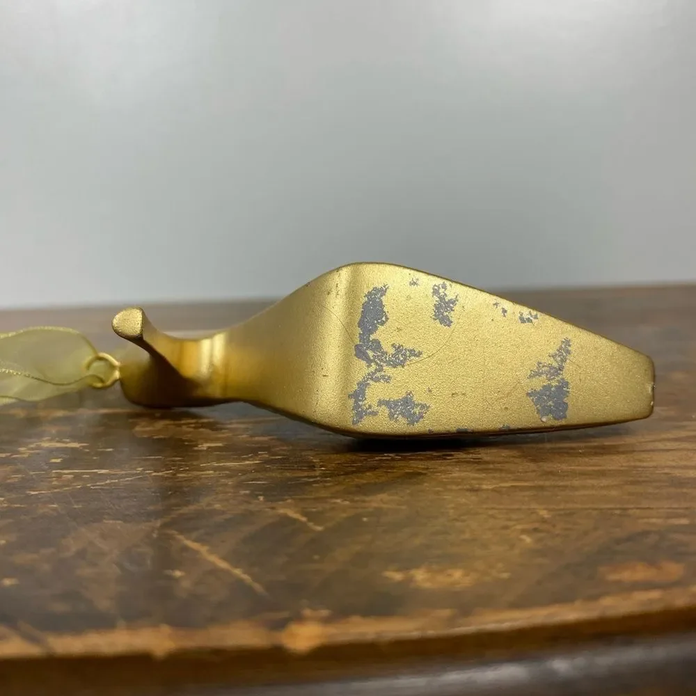 Shoe Christmas ornament/trinket holder 3 1/2 x 1 1/2 inches